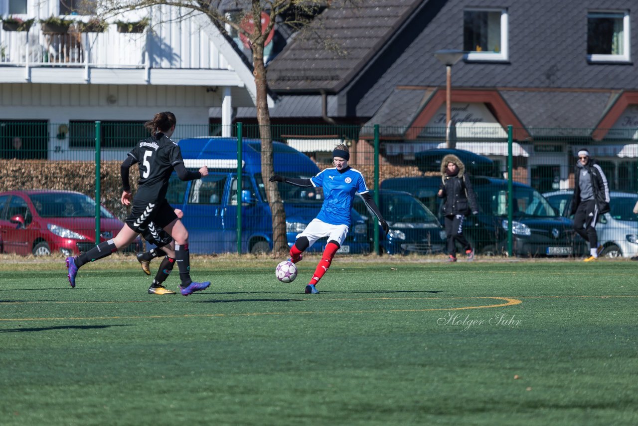 Bild 382 - B-Juniorinnen Halbfinale SVHU - Holstein Kiel : Ergebnis: 3:0